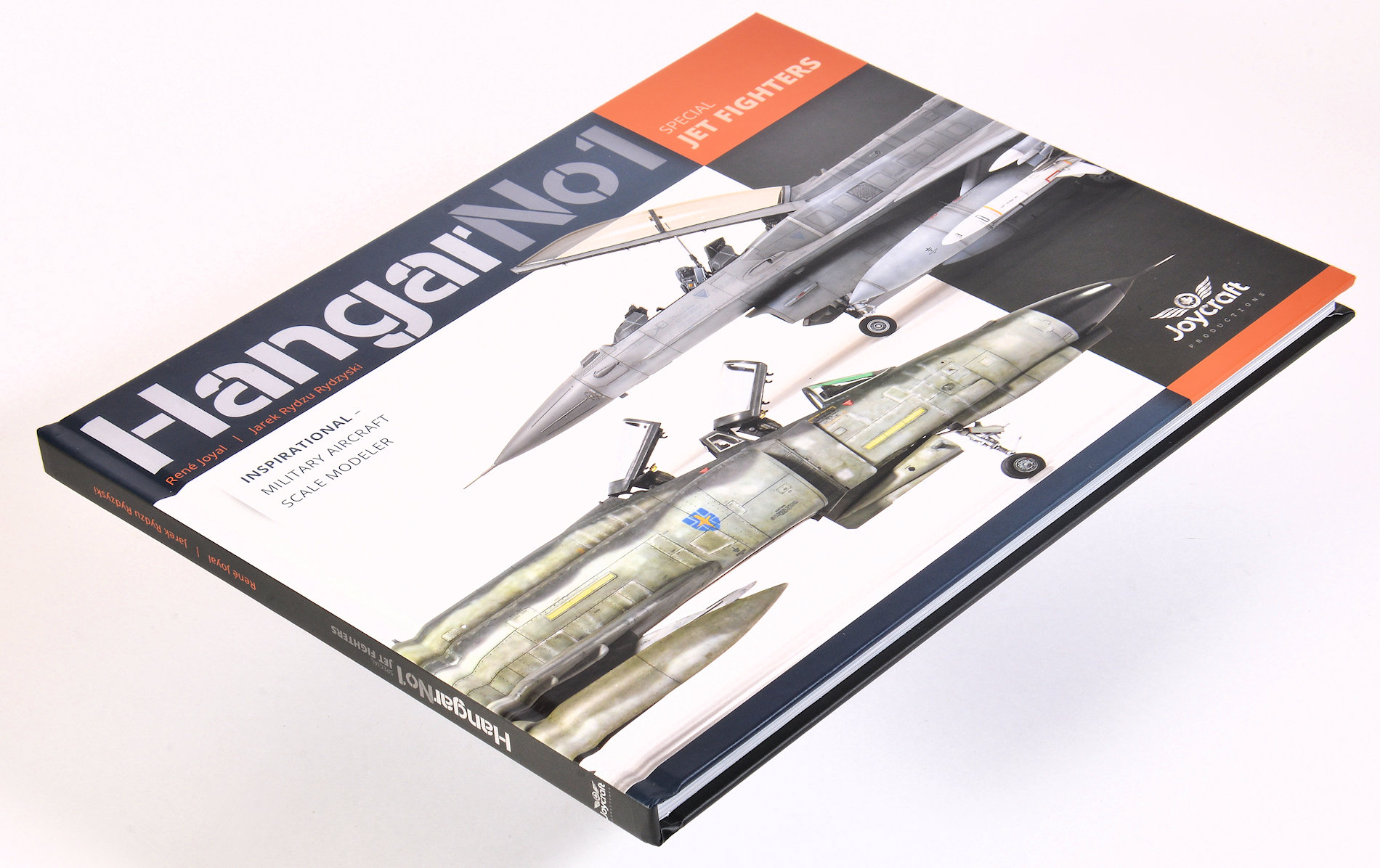 Read n' reviewed: "Hangar No.1 - Jet Fighters" from Joycraft Productions